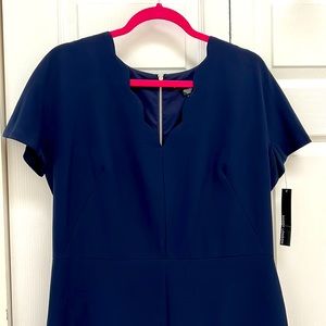 Navy Blue Dress Maggy London short sleeve midi length NWT